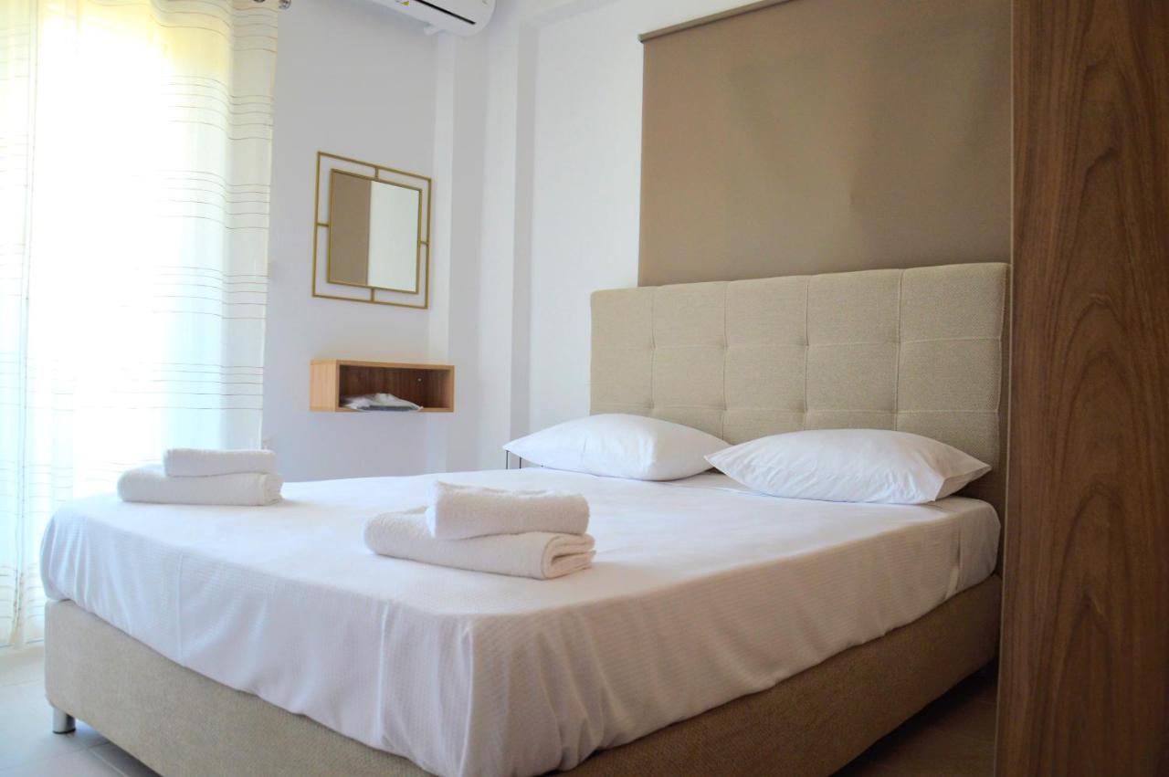 Α & D Perikleous Apartments Kastro-Kyllini Экстерьер фото