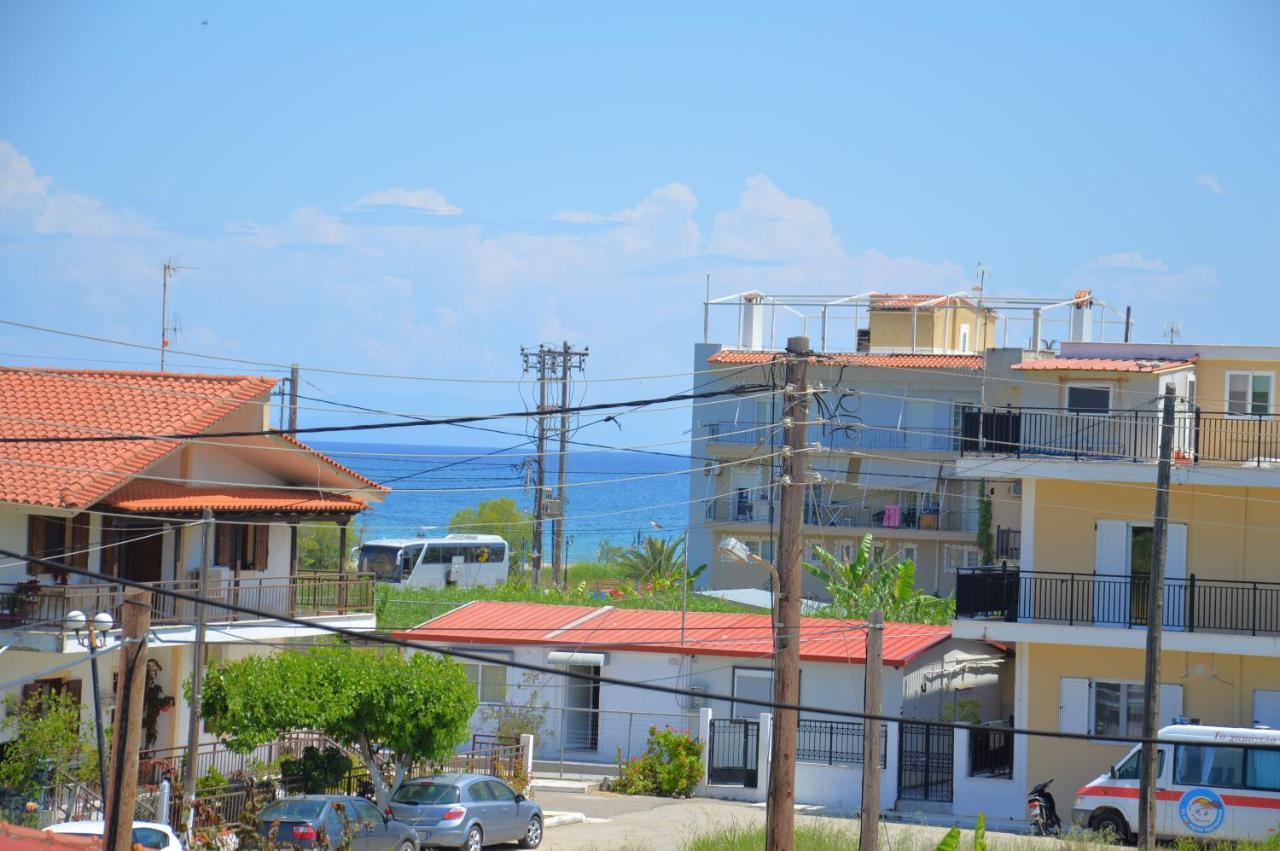 Α & D Perikleous Apartments Kastro-Kyllini Экстерьер фото
