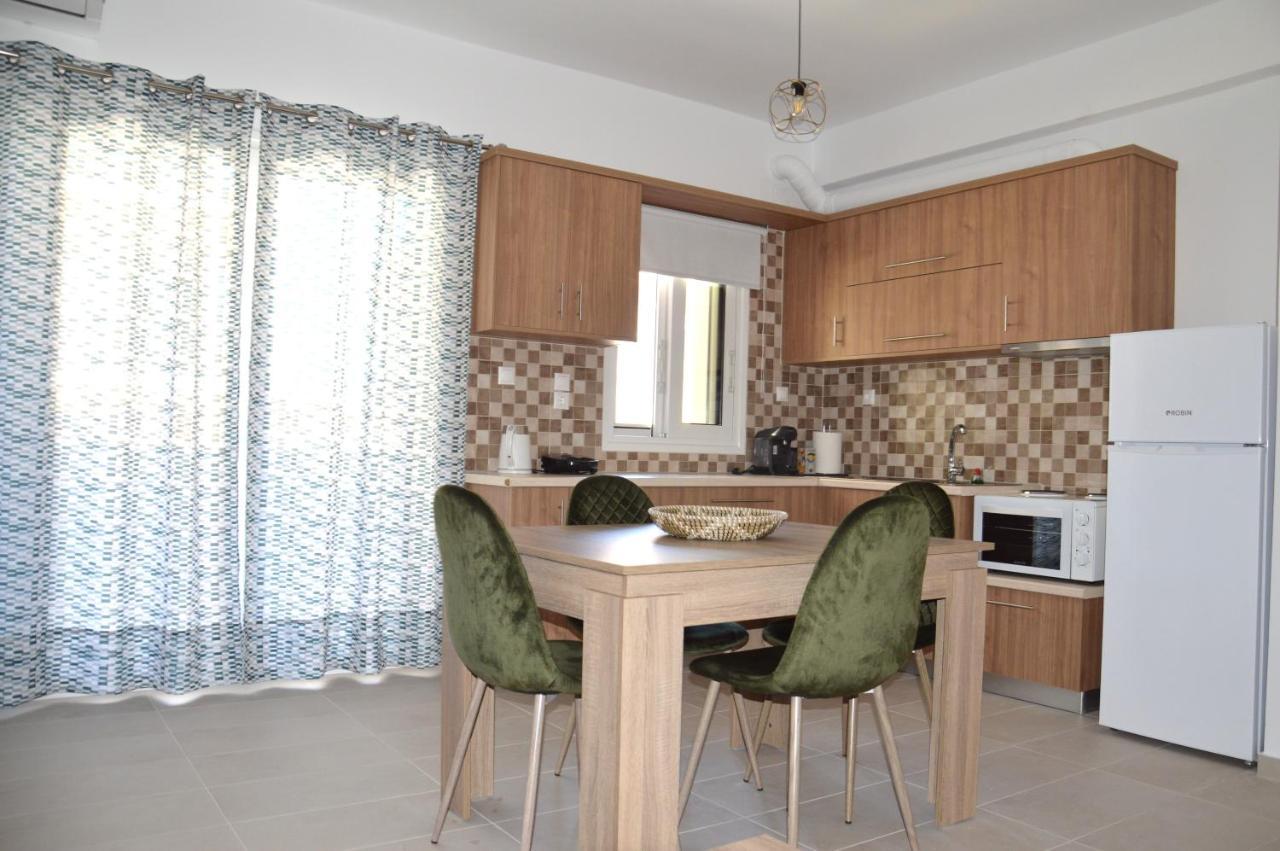 Α & D Perikleous Apartments Kastro-Kyllini Экстерьер фото