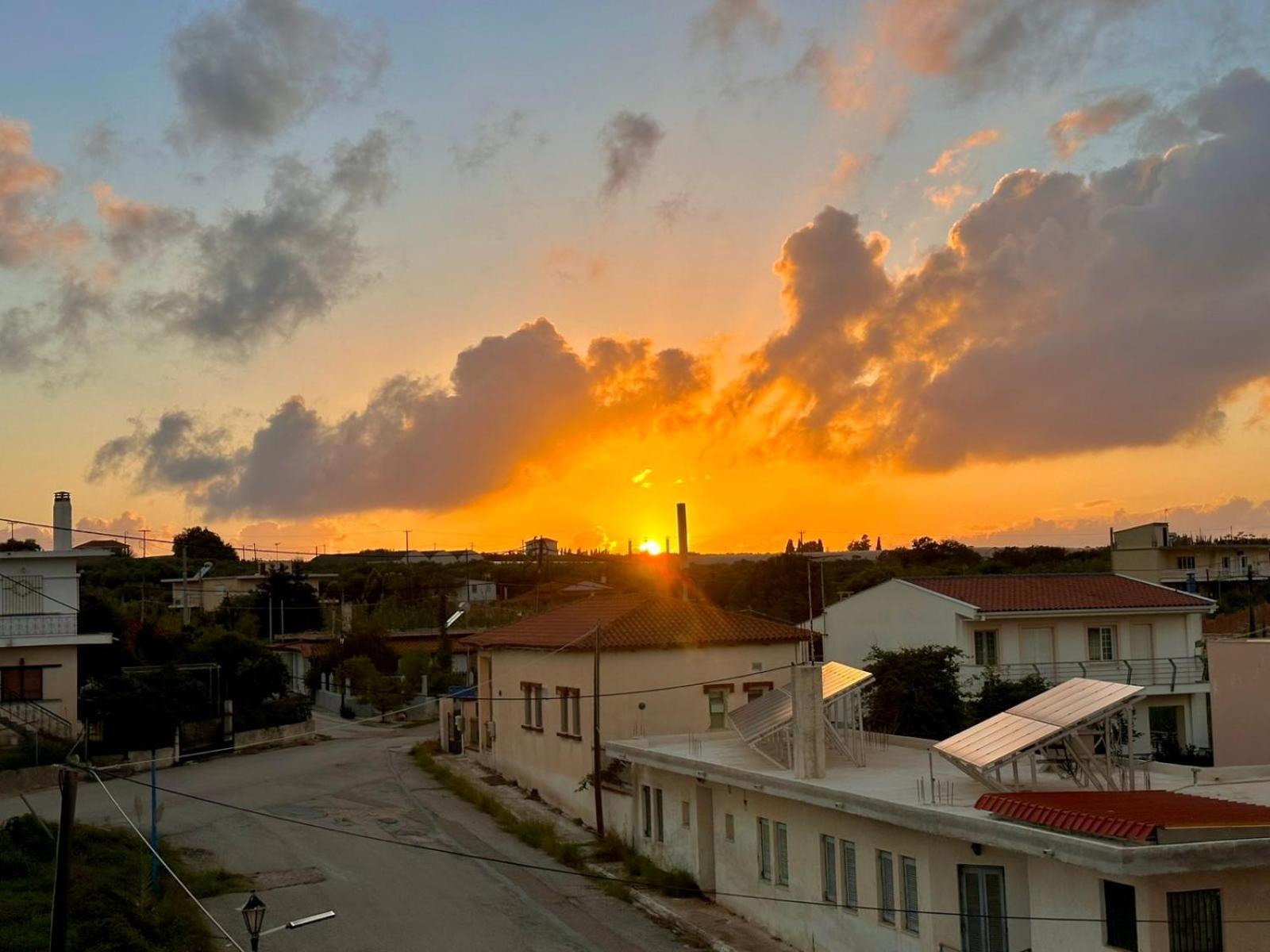 Α & D Perikleous Apartments Kastro-Kyllini Экстерьер фото